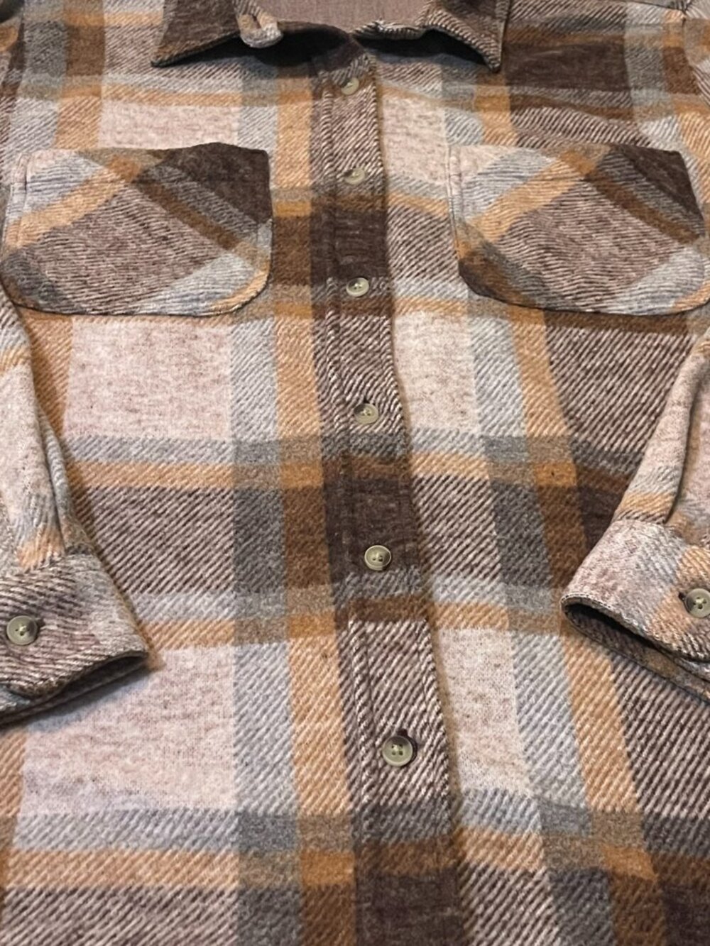 beachlunchlounge LG Flannel Cozy Burg/Pnk/Org Plaid L/S Dbl Pocket B-Down Shirt - Picture 7 of 16